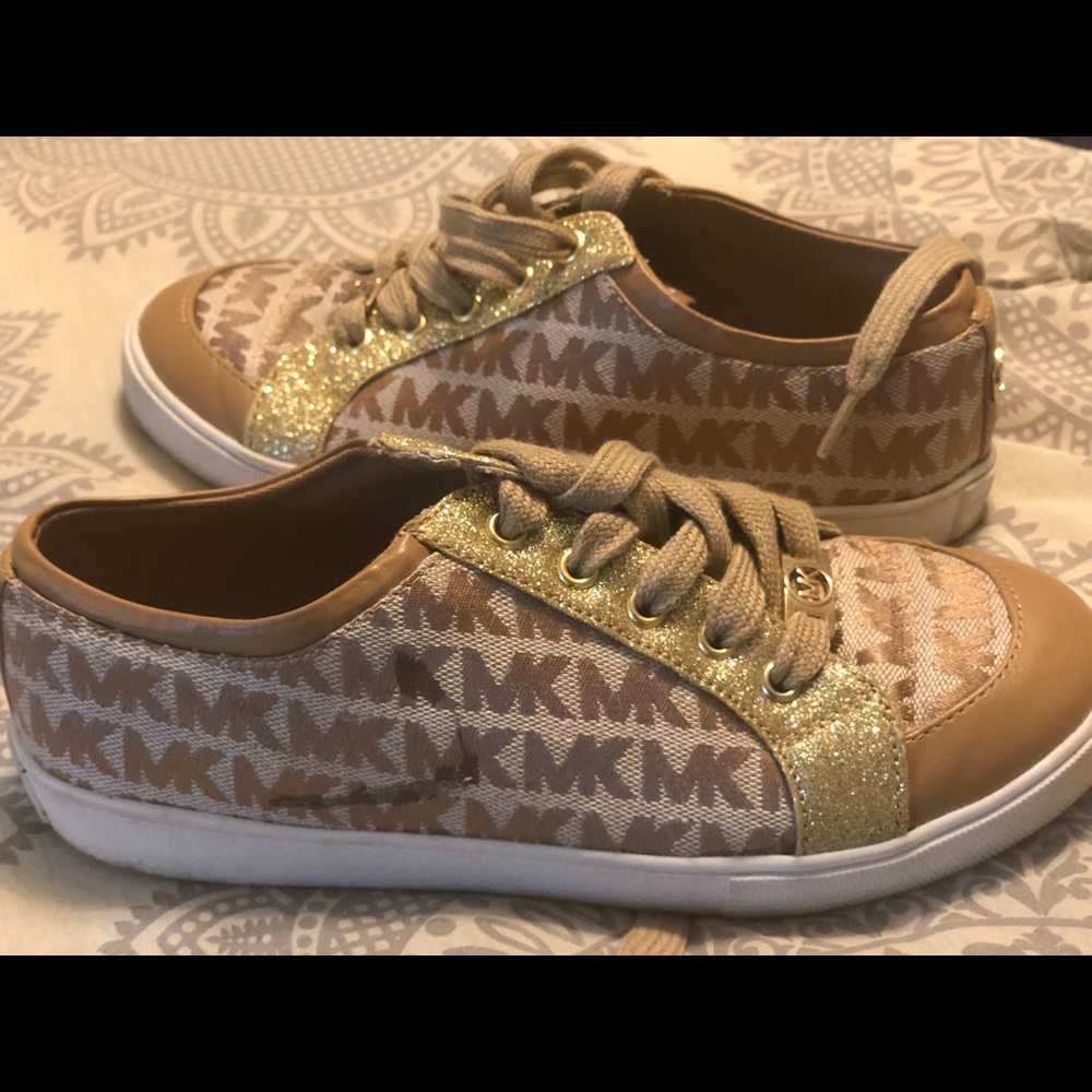 Size 4 Women’s Michael Kors Sneakers